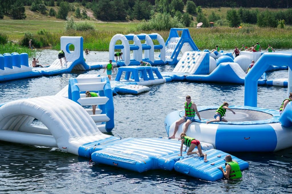 Aquafunpark auf dem See